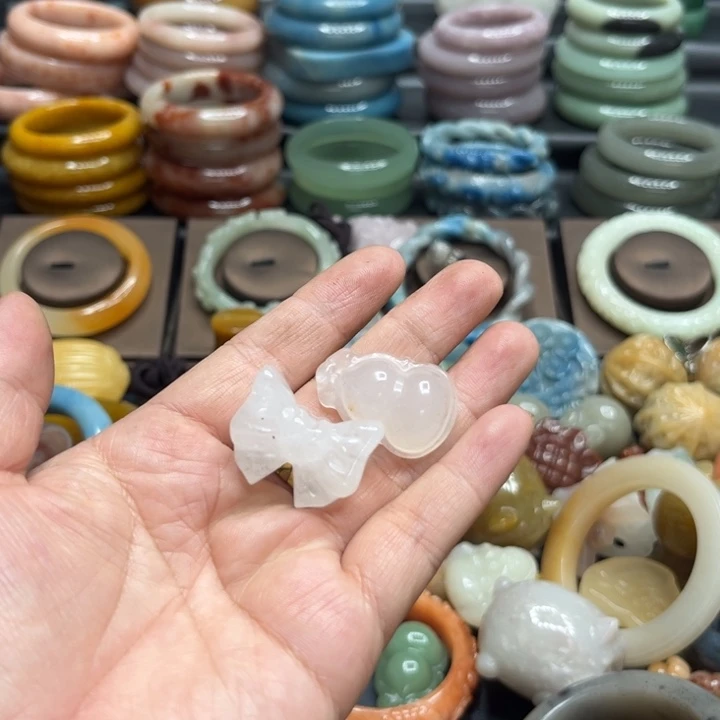 石英质玉手链合金