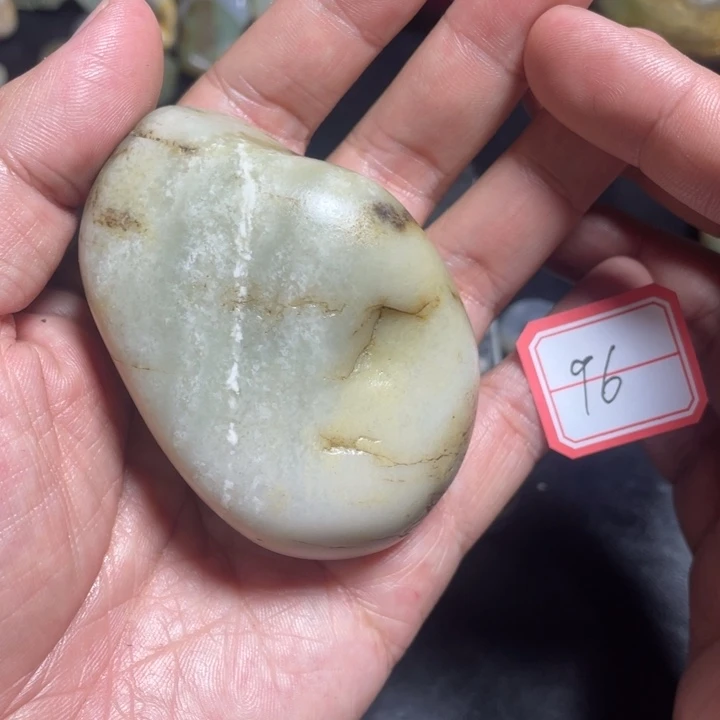 和田玉未镶嵌颈饰96