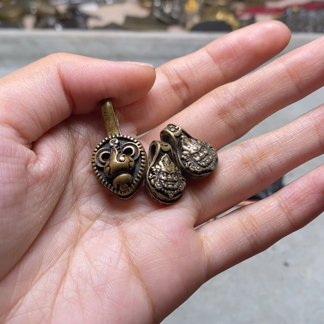 辛***铜家居工艺挂件吊坠