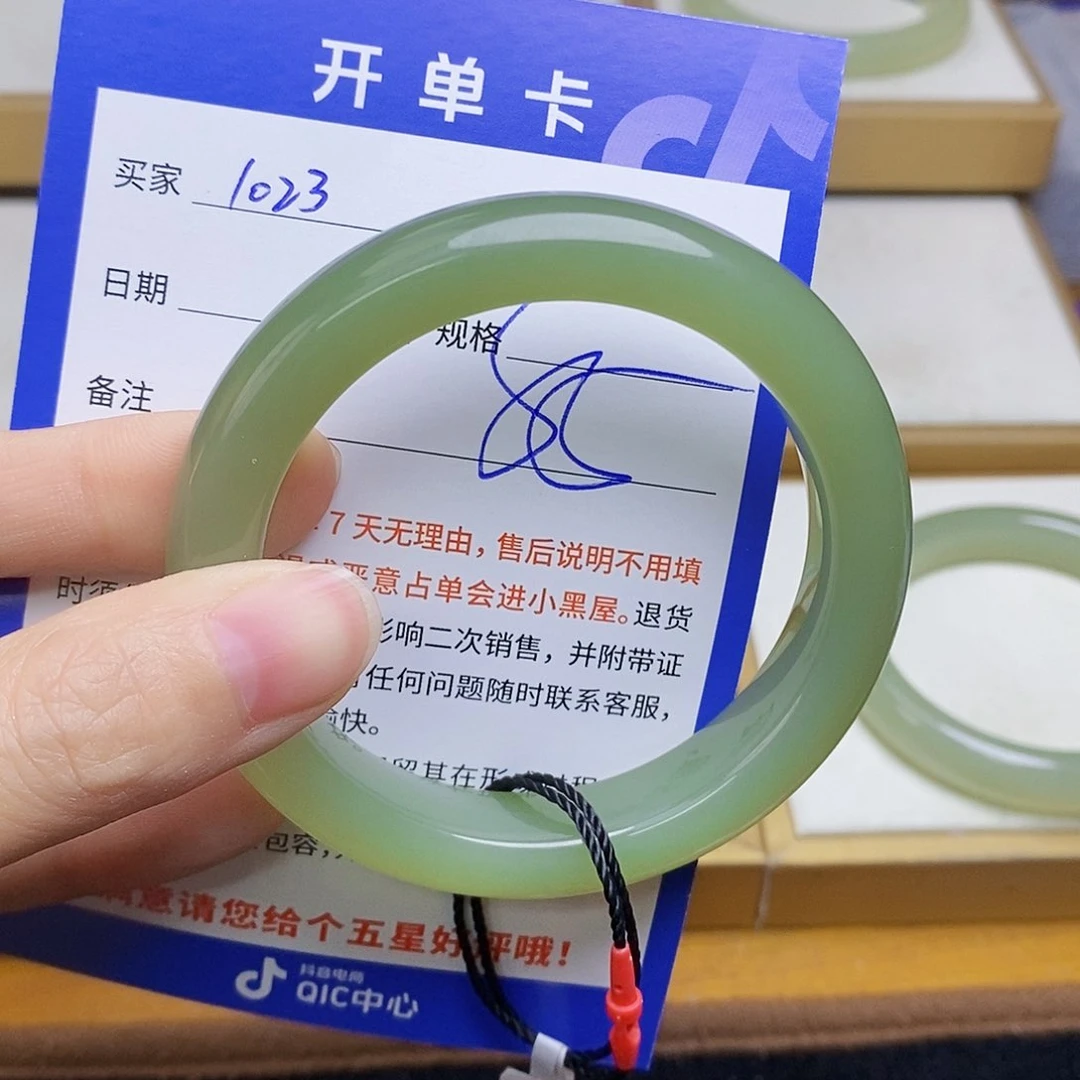 和田玉手镯未镶嵌sy