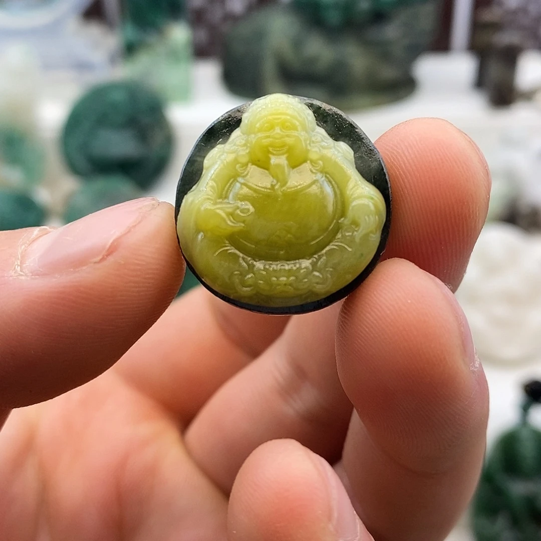 独山玉未镶嵌颈饰