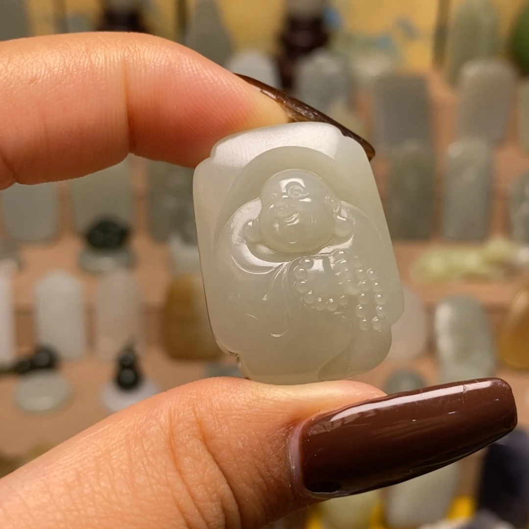 颈饰未镶嵌和田玉