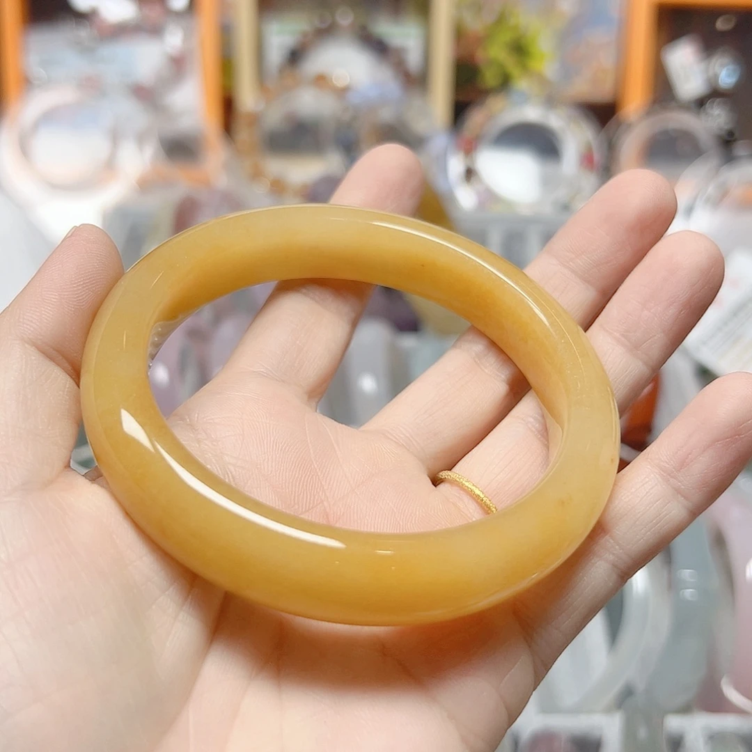 眉****手镯玛瑙/玉髓合金