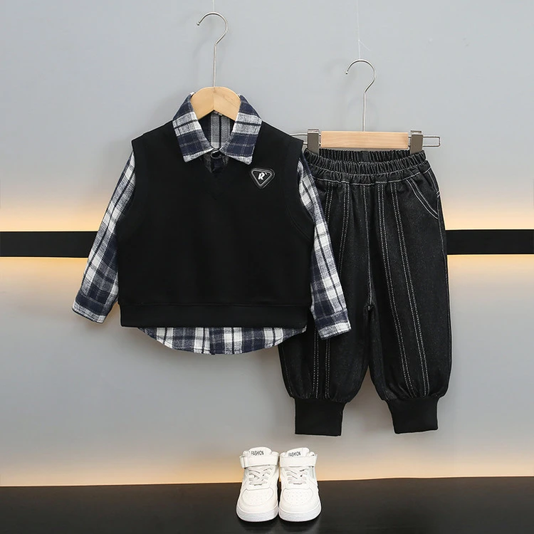 韩国儿童装男童春装套装休闲中小童洋气2025新款男孩春秋三件套潮