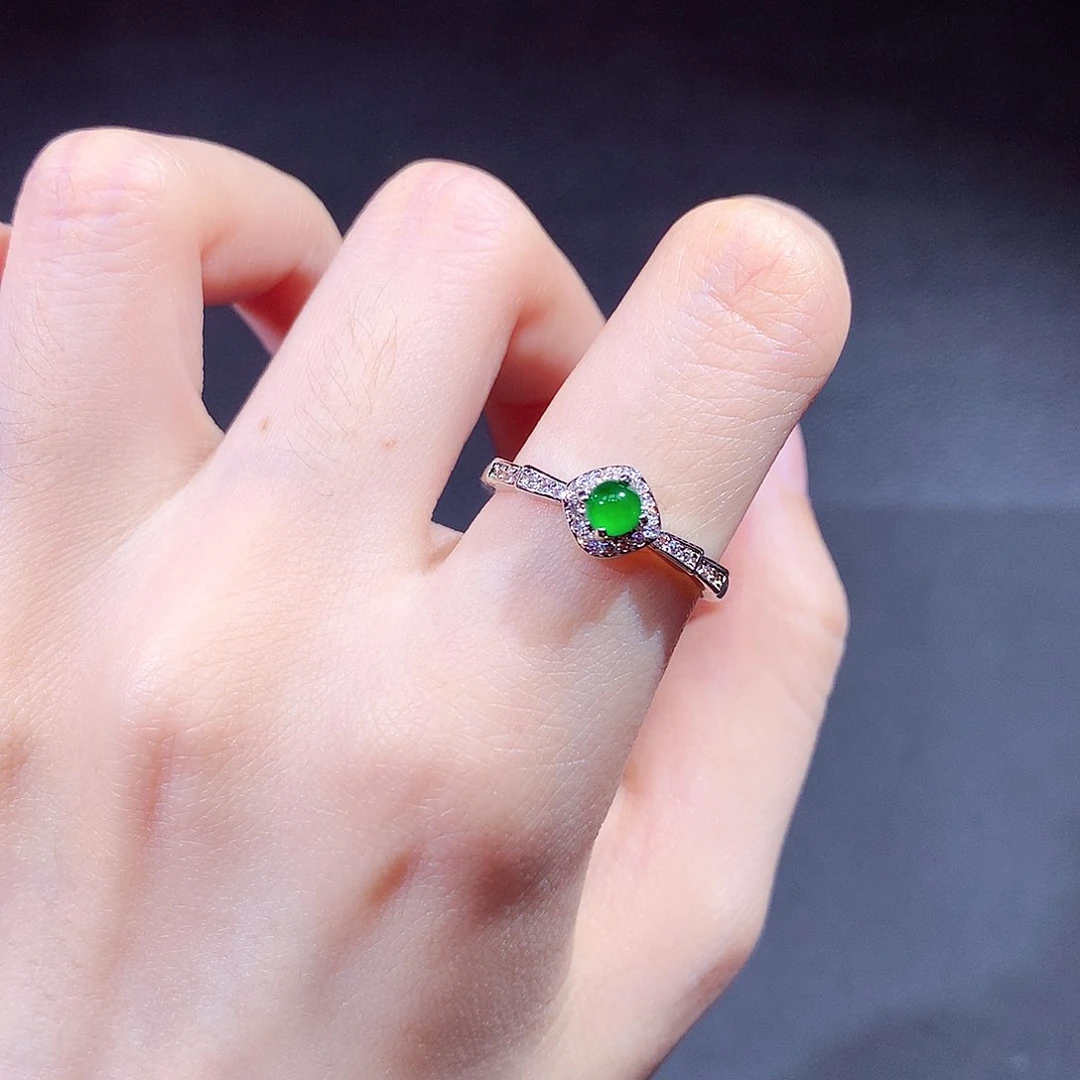 翡翠戒指未镶嵌翡翠