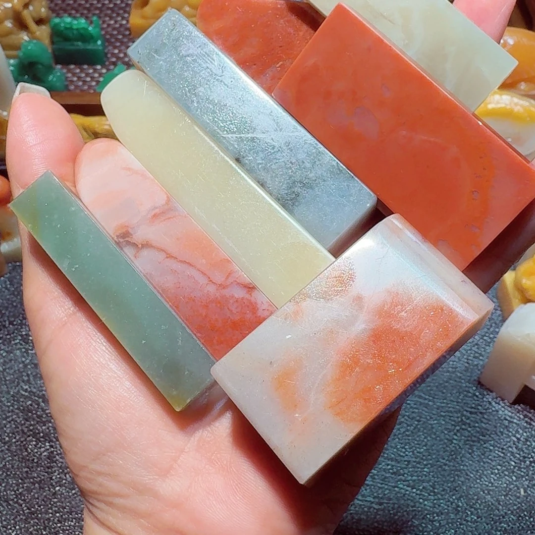 寿山石印石老挝石