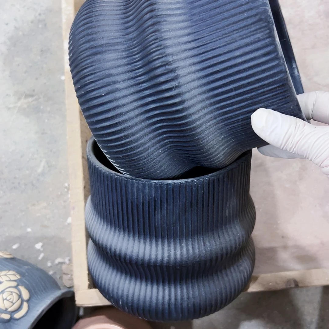 有孔外贸尾单陶瓷花盆凑单10米包邮