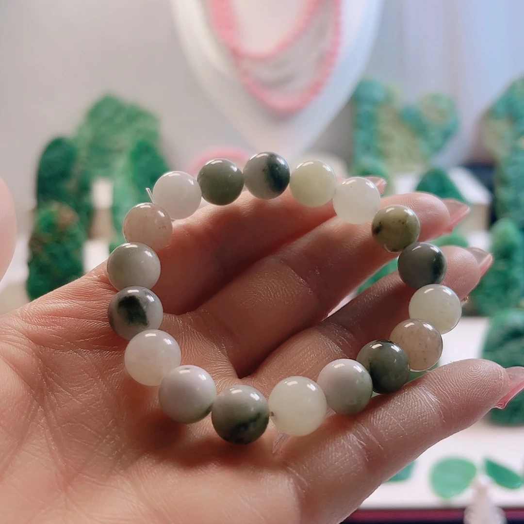 未镶嵌独山玉手链