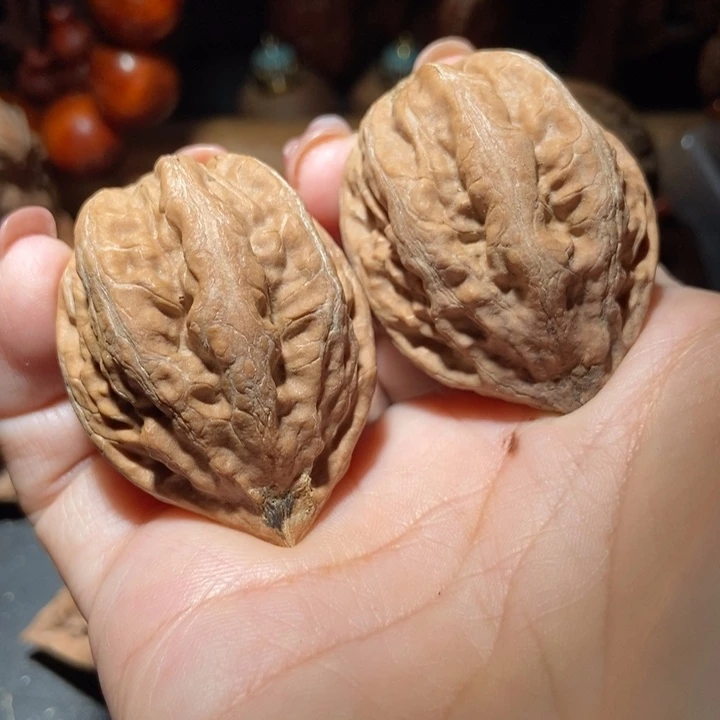 把件文玩核桃东北楸子小雪214