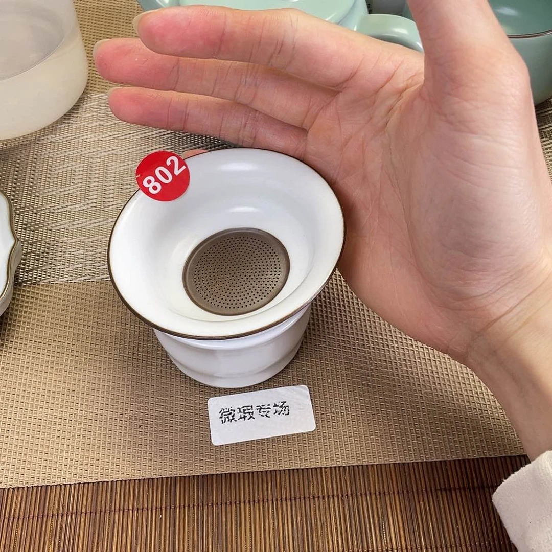 瓷片。。。。。。。。。。。。。。