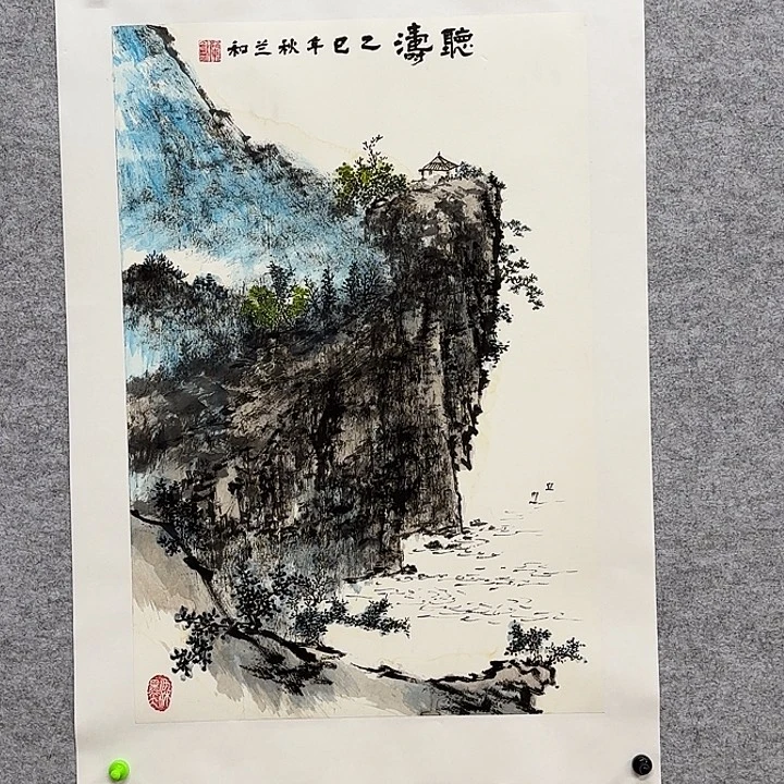 国画花鸟等多种鸟类的栖息