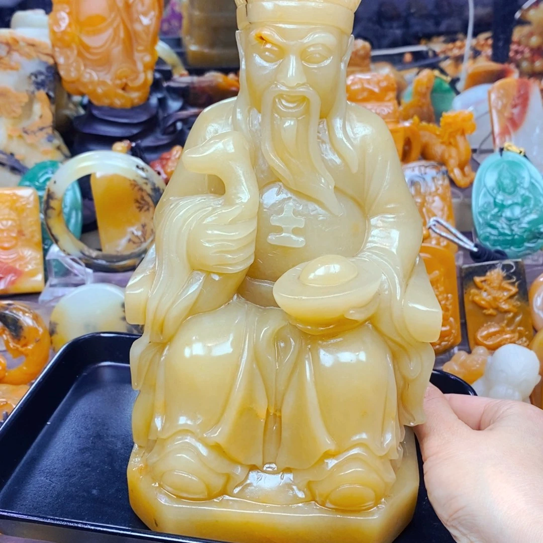 未镶嵌石英质玉（黄龙玉）颈饰