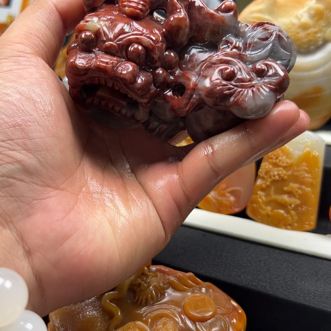 石英质玉（黄龙玉）未镶嵌黄龙玉