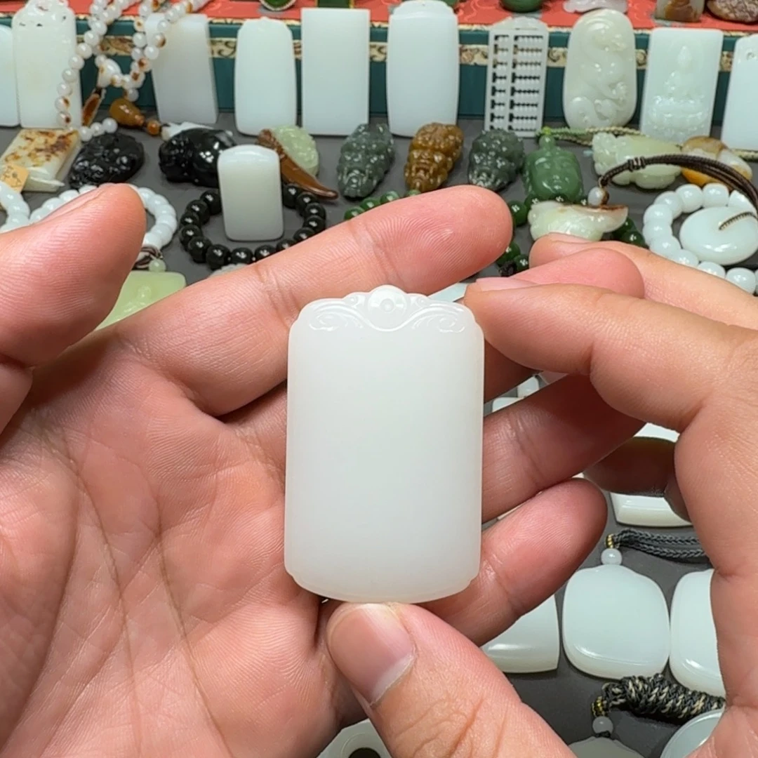 和田玉未镶嵌吊坠(不含链)