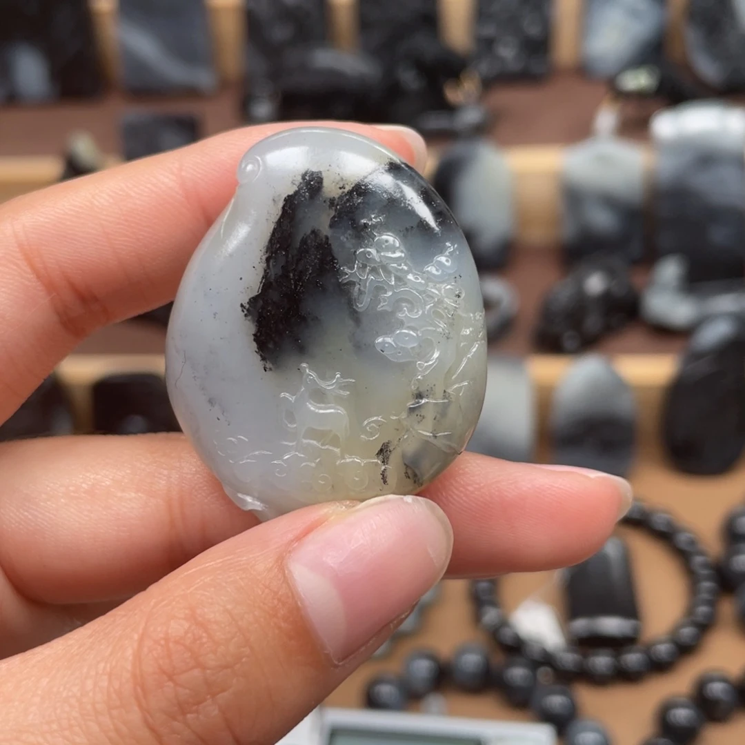 和田玉颈饰未镶嵌