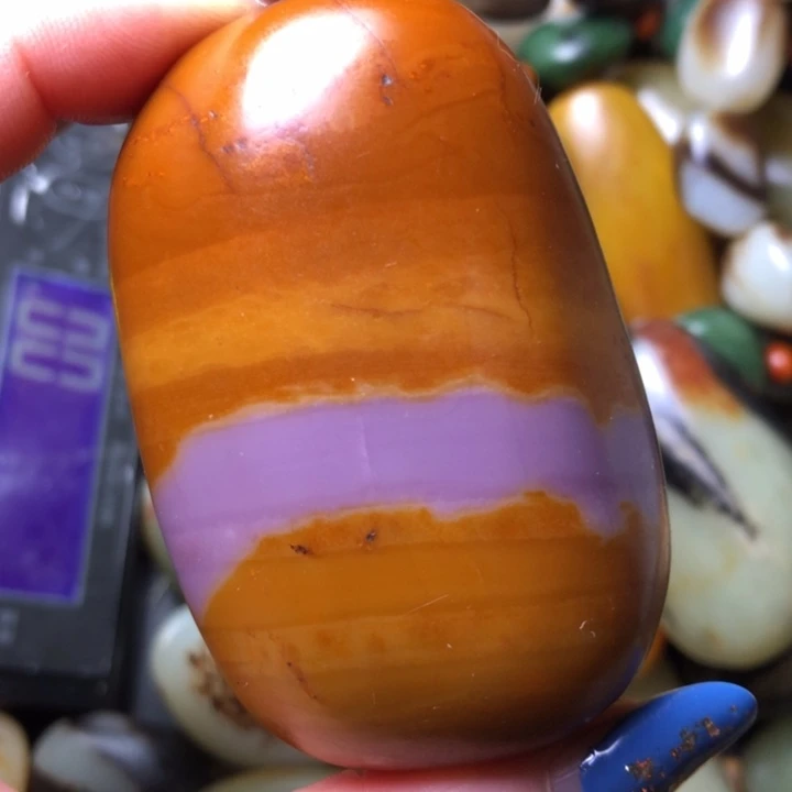 和田玉未镶嵌珠宝奇石