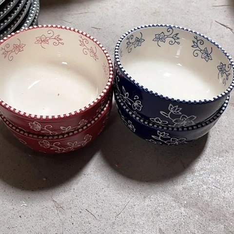 微瑕， 不能明火，长13，高度6，2个篮，2个红变形