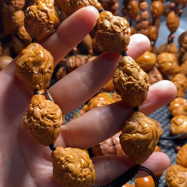 吊坠橄榄核霸气财神