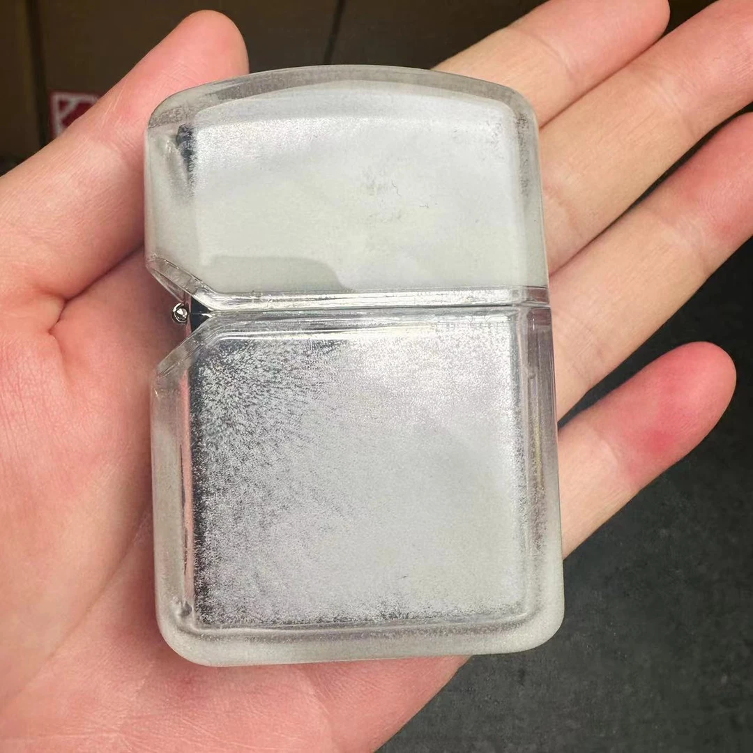 夜光流沙煤油打火机白色（需自行加油）