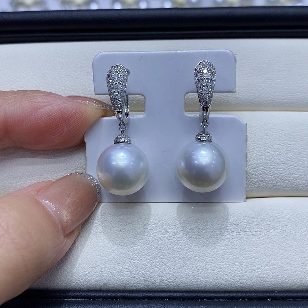 海水珍珠耳饰18K金镶嵌12到13点位澳白
