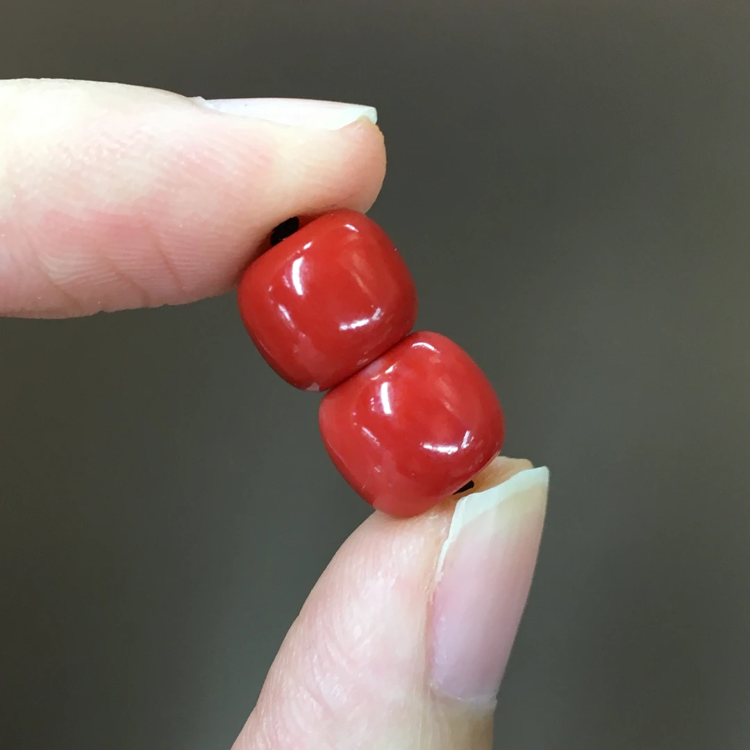 台湾莫莫红珊瑚特色桶珠一对9.3mm