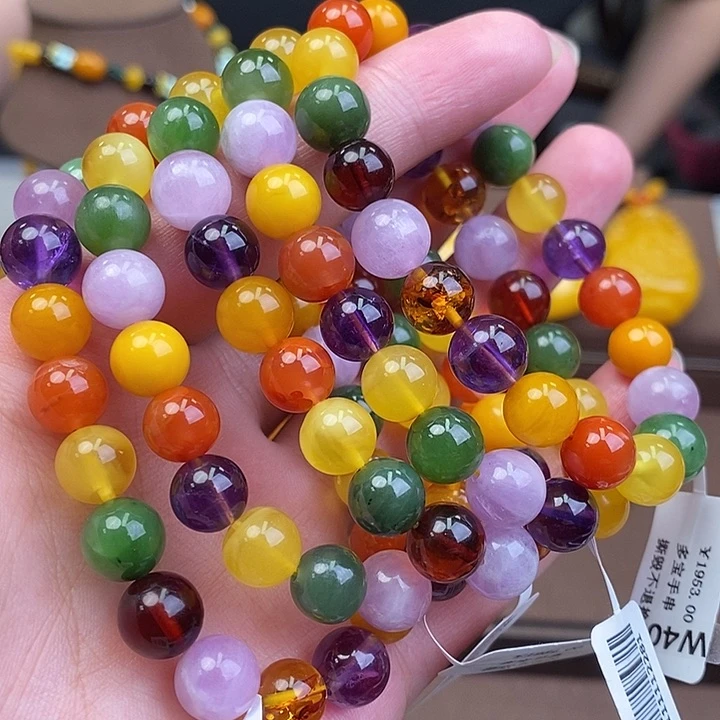 未镶嵌琥珀裸石多样性发其一