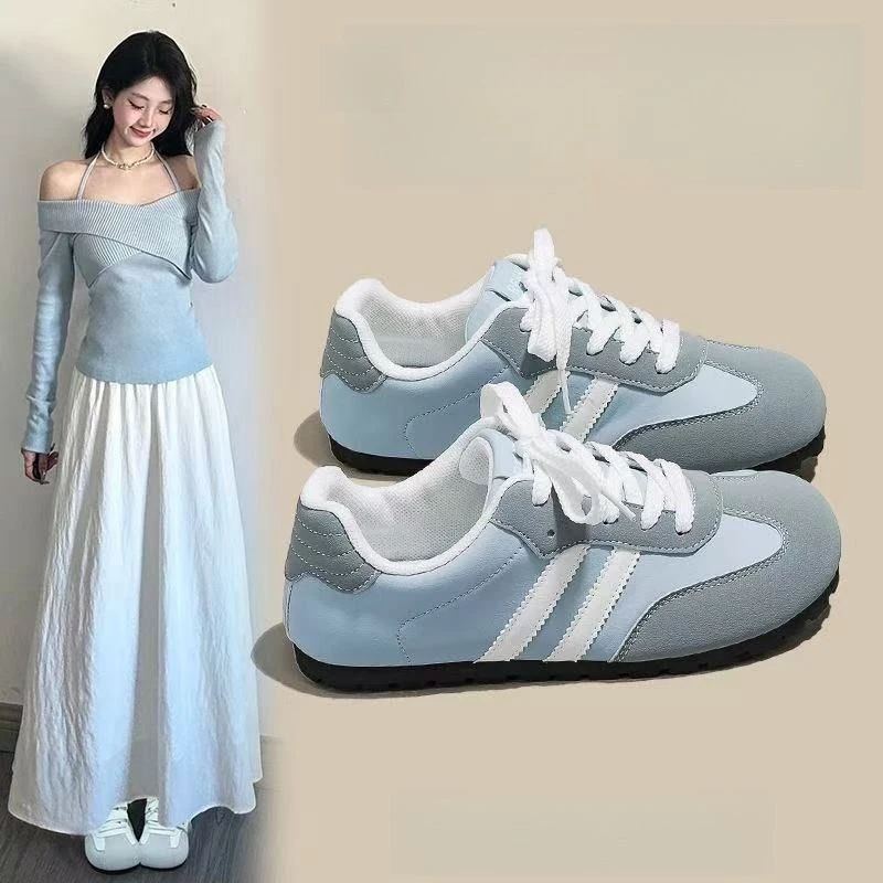 湖蓝色德训女2025年春季新款平底超轻百搭鞋子女款旅游鞋女款休闲