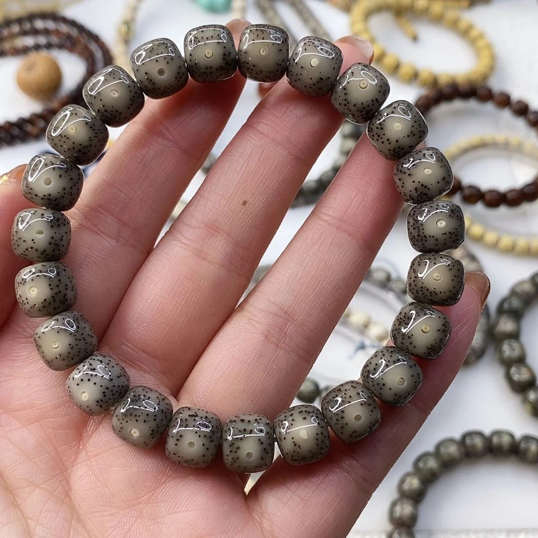 星月菩提手串营****馆卡10黑冰细星