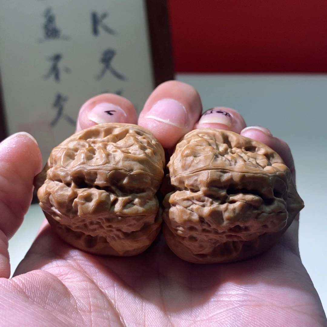 把件文玩核桃四开背全品三角蛙