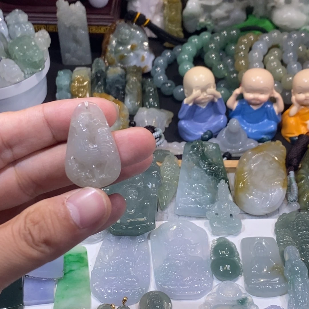 翡翠未镶嵌吊坠(不含链)鸡