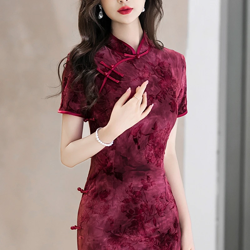 夏装喜婆婆婚宴装高贵2025新款夏季旗袍年轻妈妈礼服平时可穿红色