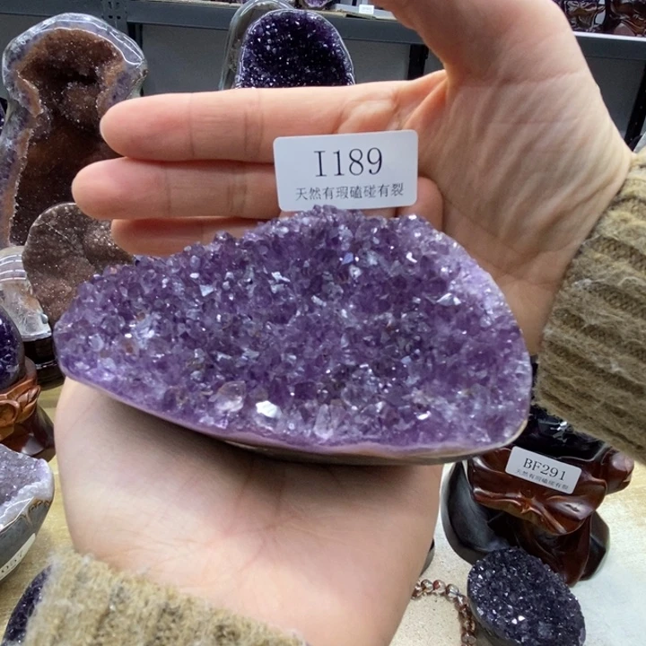 紫晶大型摆件（非配饰）未镶嵌朱**宝