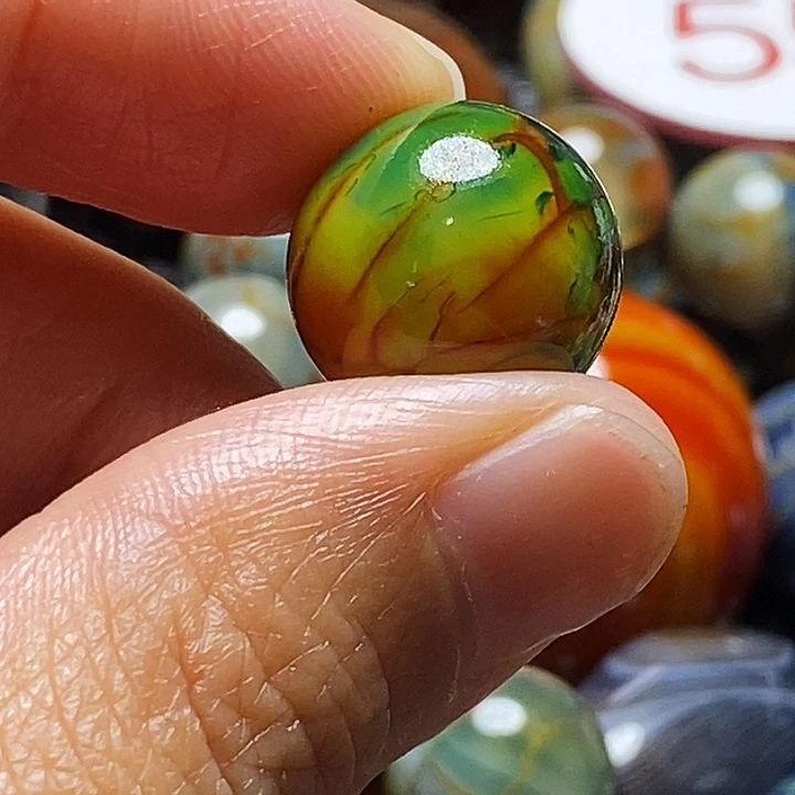 秀***未镶嵌颈饰玛瑙/玉髓