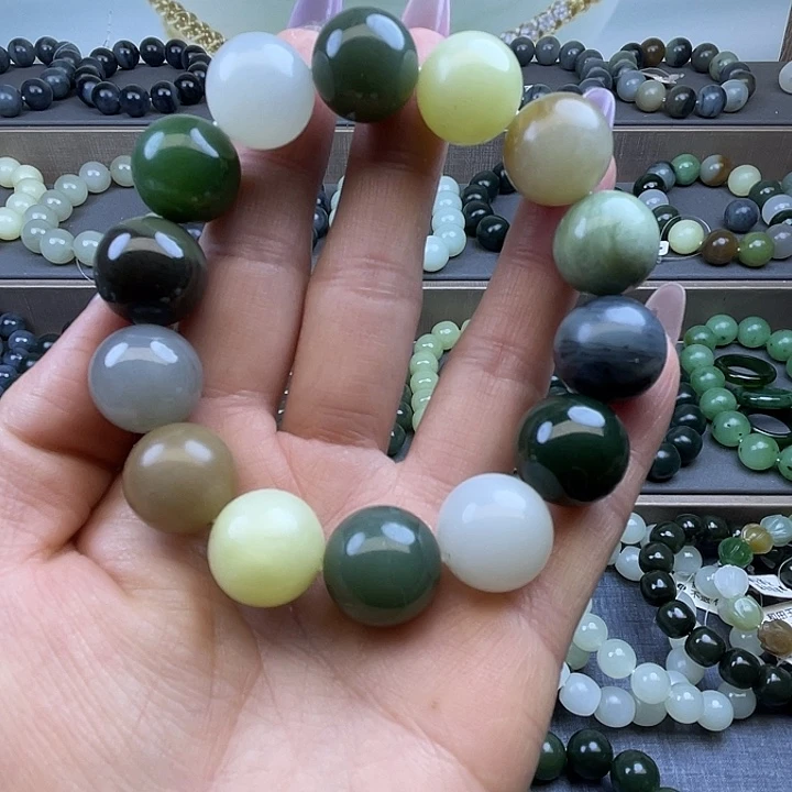 和田玉未镶嵌手链