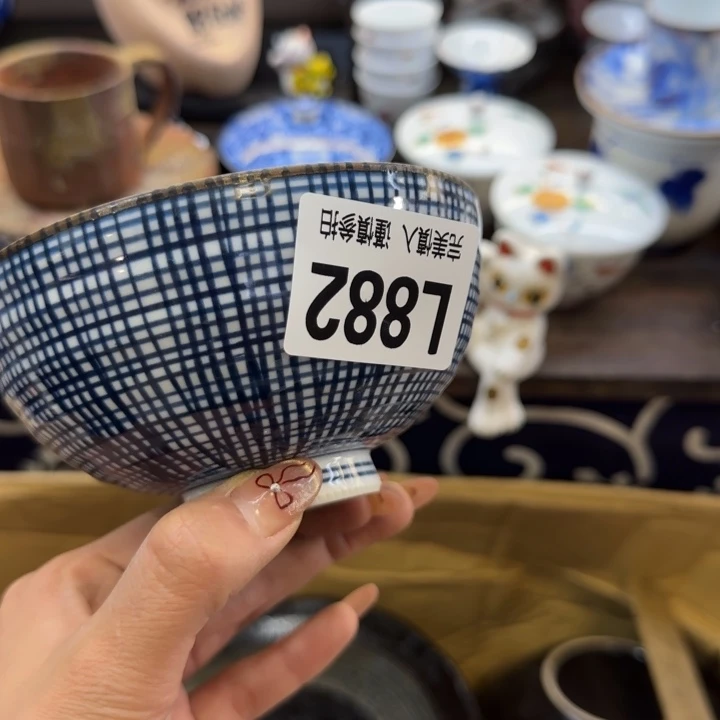 瓷片R**n哈哈哈就哈哈哈哈