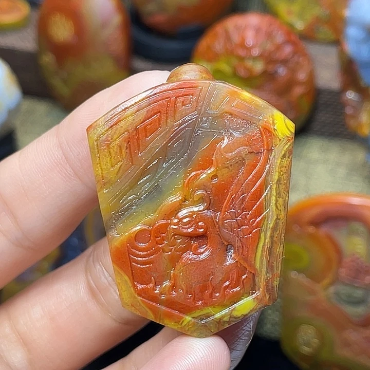 玛瑙/玉髓未镶嵌吊坠(不含链)北票仿古龙凤盾牌2300米