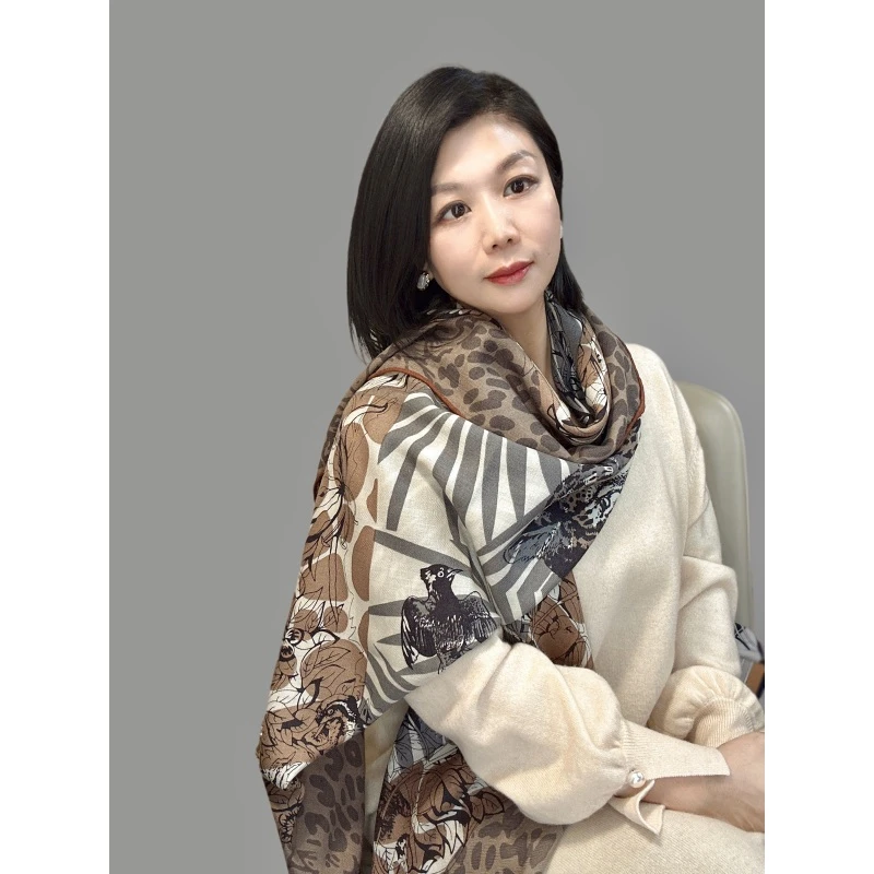 CUOLAI阔莱SH812丛林之爱印花大方巾