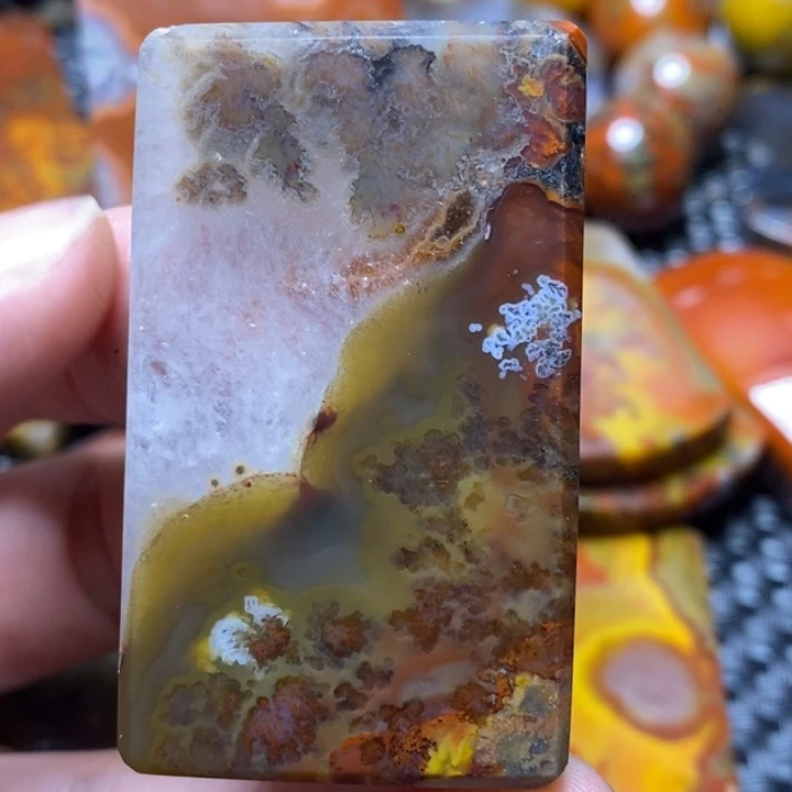 玛瑙/玉髓颈饰未镶嵌