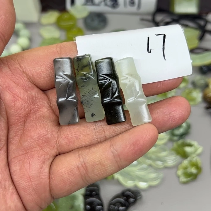 岫玉吊坠(不含链)未镶嵌柳**.