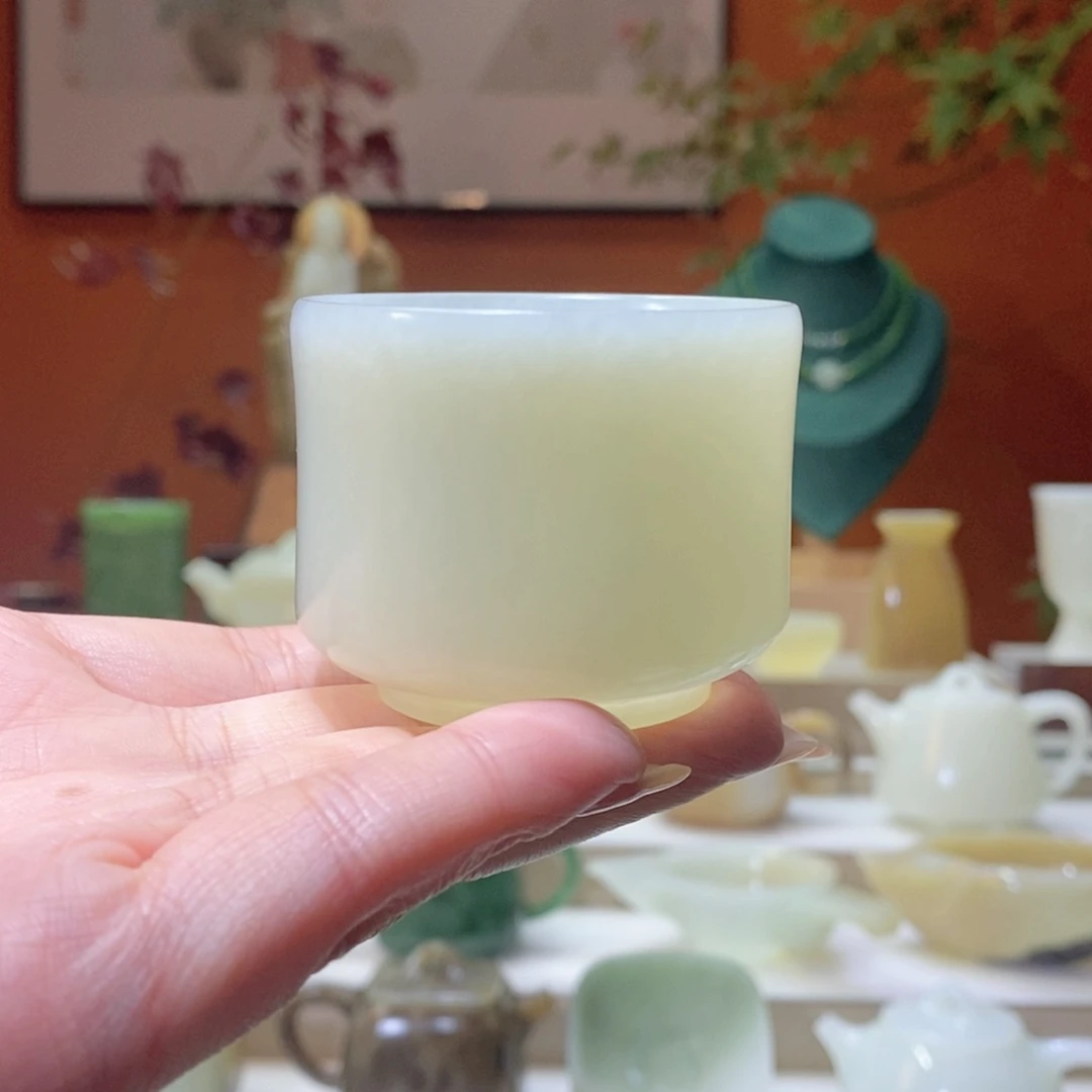 未镶嵌和田玉把件和田玉淡墨青花杯