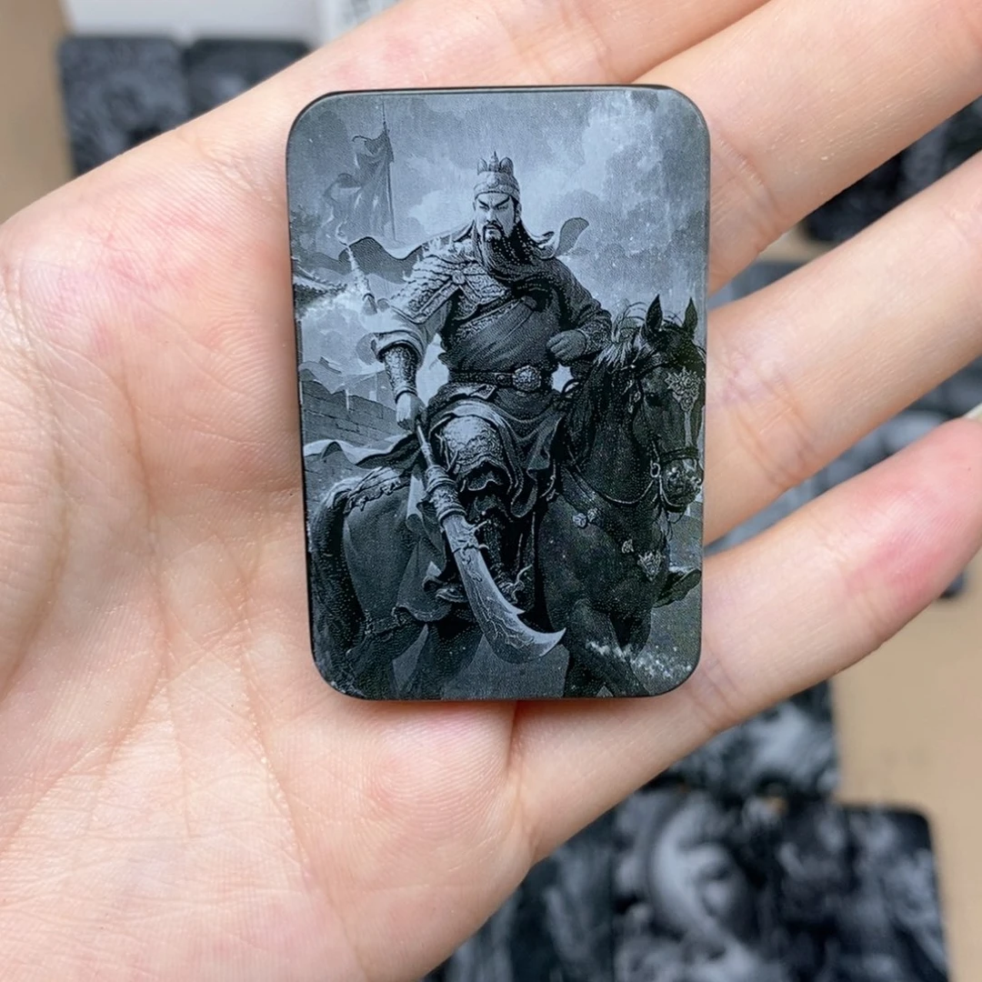 颈饰未镶嵌和田玉（糖玉）