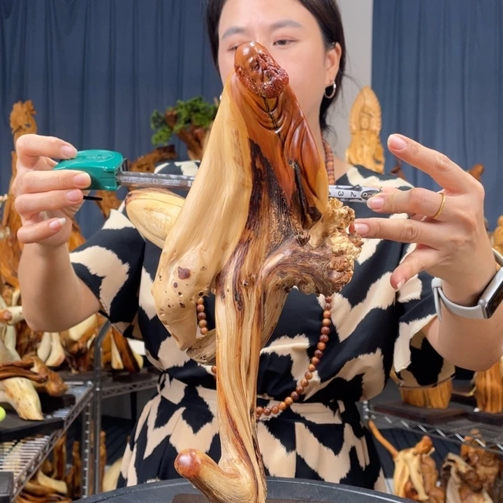 柏木（崖柏）随型摆件