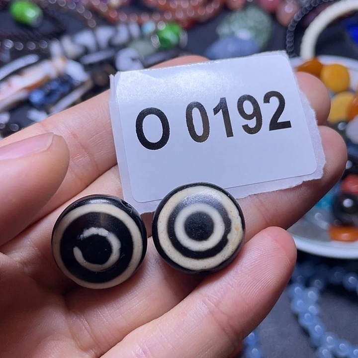 玛瑙/玉髓未镶嵌珠宝半成品天*蓝