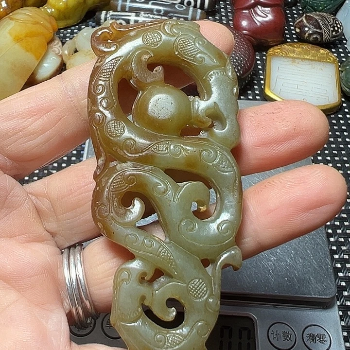 蛇纹石玉合金珠宝奇石