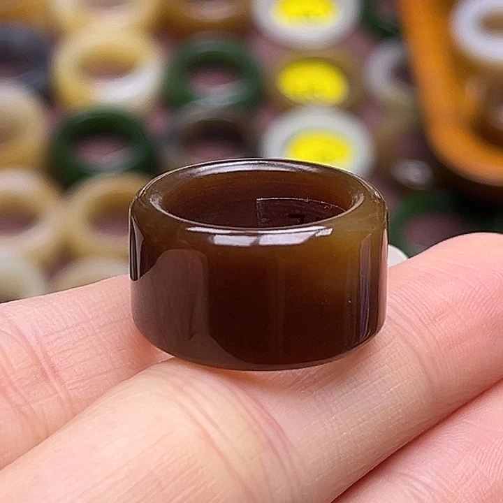 和田玉未镶嵌戒指16.2深红糖