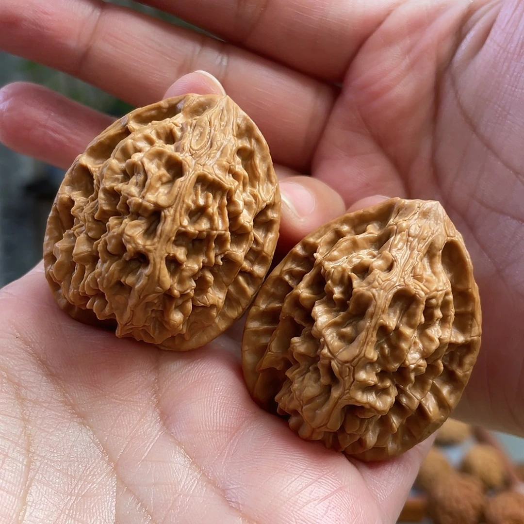 桃核把件38×38×45精修打底十三陵鸡心CN01217