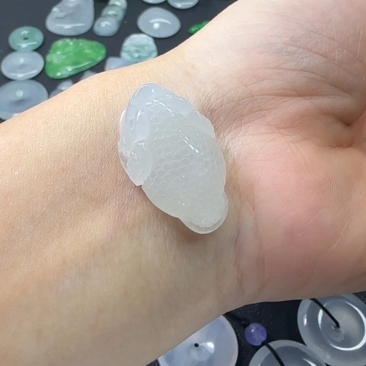 定制翡翠未镶嵌三脚金蟾