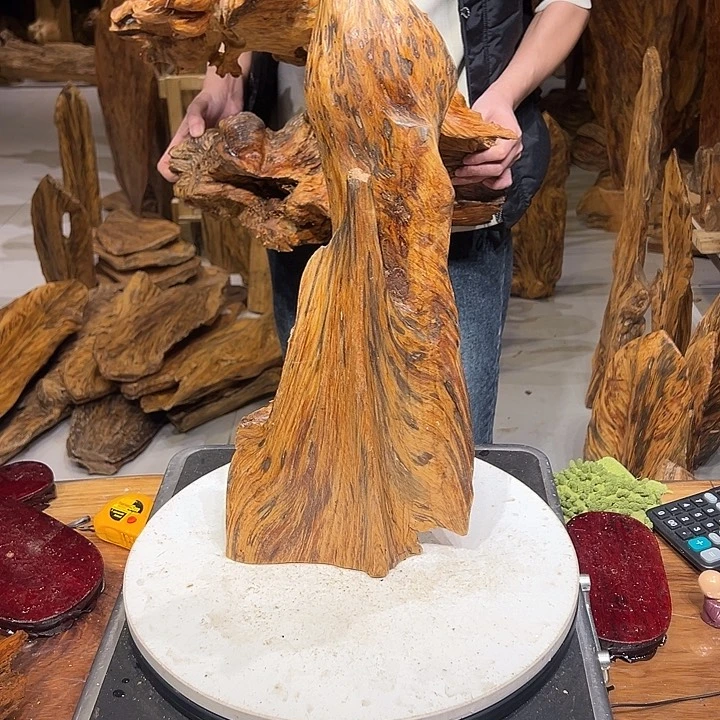 松木（琥珀木）匠**木