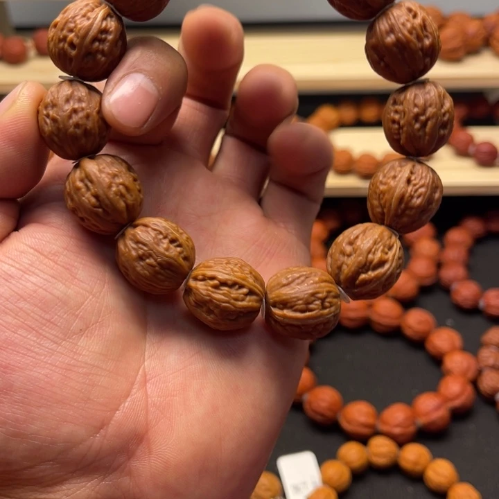 手串文玩核桃核桃手串