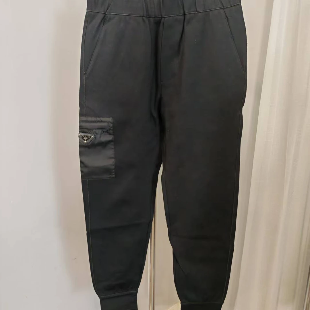 99新 Prada/普拉达 拼接束脚裤 146